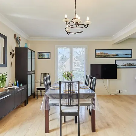 Familiale à - 6 Personnes * Portbail